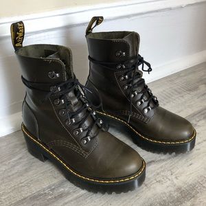 Dr Martens Leona heeled boots!
